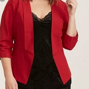 Three quarters sleeve red blazer